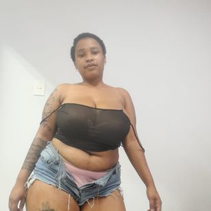 Model - LICKABLETASH98 sexy