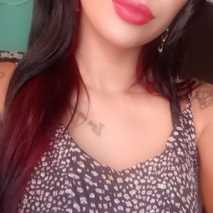 Model - Paulina messy fetish