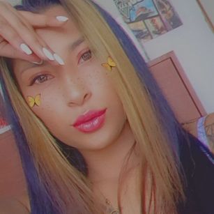 Model - Paulina messy dirty