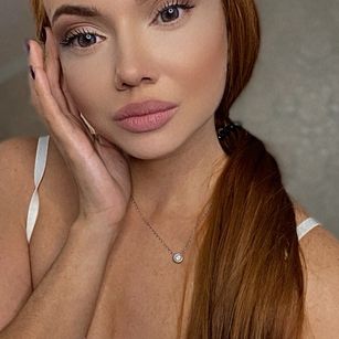 Model - RedMarry teen