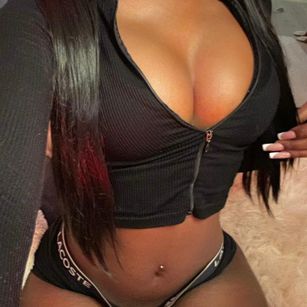 Model - PRINCESSLOLA deep