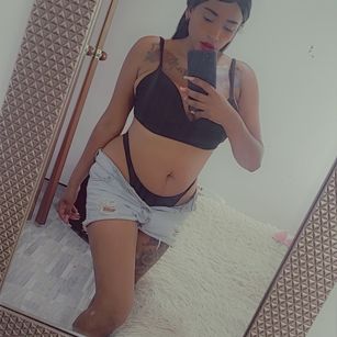 Model - karla_bigArango hablar