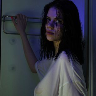 Model - Sabrina feet