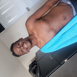 Model - kiliiamp adam teen