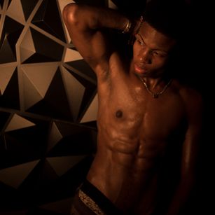 Model - DannHill2_ atleta