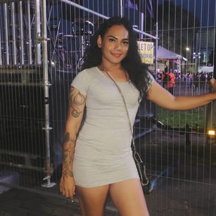 Model - asian tranny horny