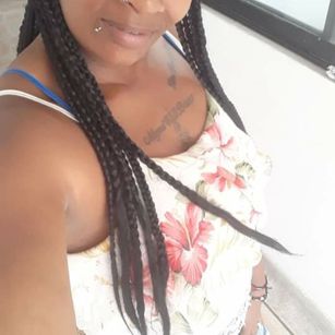 Model - MONYCAMS1 deepthroat