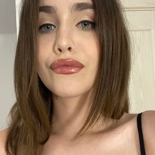 Model - MayaDeren bdsm