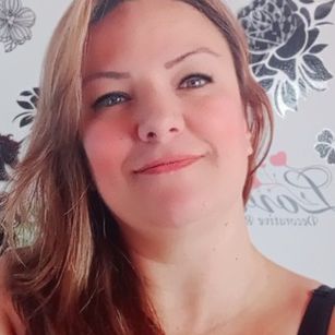 Model - rubi_sweett finger