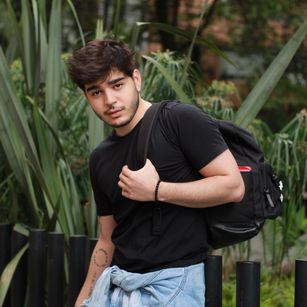 Model - Elioth Evans dildo