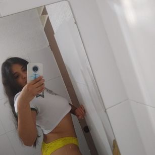 Model - Alessandra sexy