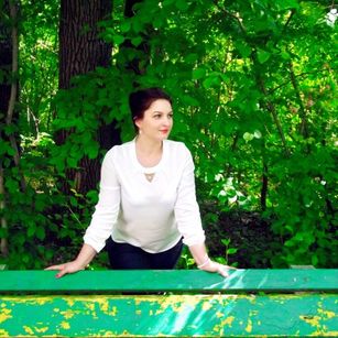 Model - Amber Rosy 6