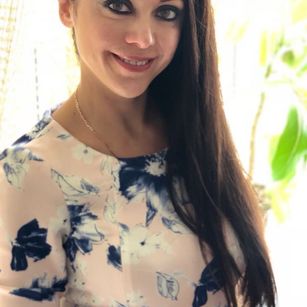 Model - Salma bigass