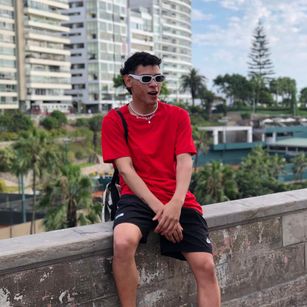 Model - Poysonsam cute