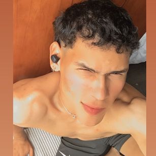 Model - Poysonsam Bigdick