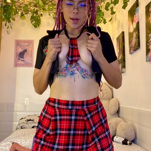 Model - Soffiavelez redhead