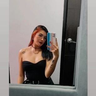 Model - SARAISABELLA_0 fetiches