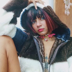 Model - shumy bigcock