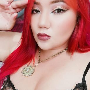 Model - ElizabethFray ucomandtoy