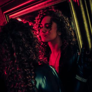 Model - Donna Fox heels