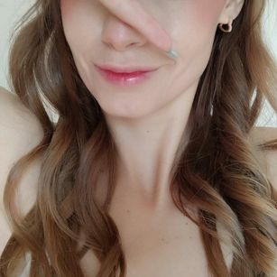 Model - Lilly Sparkles dp