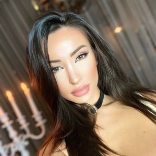 Model - ALYSSIA KENT cute