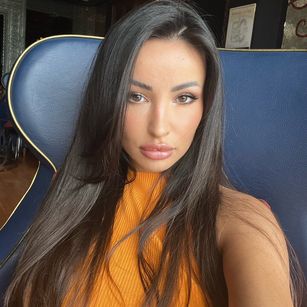 Model - ALYSSIA KENT joi