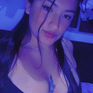 Model - Adriana Mendoza culogrande