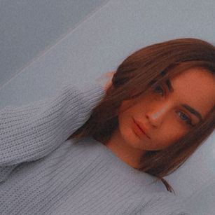 Model - Valerie anal