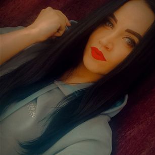 Model - Jennifer feet