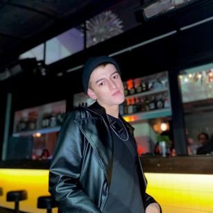 Model - Felipe Slim 18