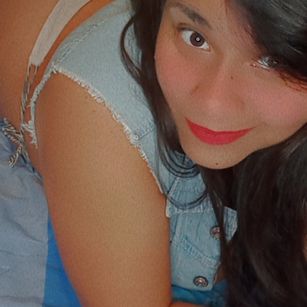 Model - Samantha White pussy