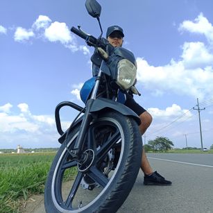 Model - Joel_Salazar joi