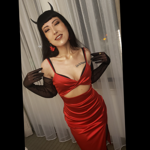 Model - Miss Mina mistress