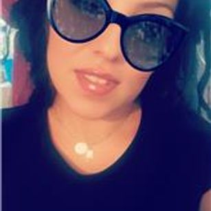 Model - BarbieDollce finger