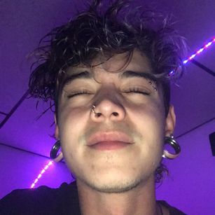 Model - Dany Phanton Bigdick