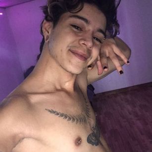 Model - Dany Phanton Bigdick