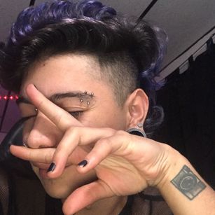 Model - Dany Phanton cum