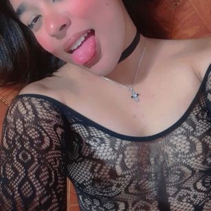 Model - Veronica_miller chorro