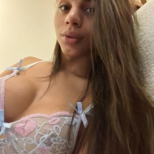 Model - Brazilian ts hot xxl latin