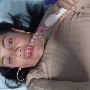 Model - Cubana pantyhose