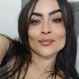 Model - Isabella Evans small