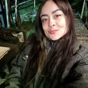 Model - Isabella Evans latina