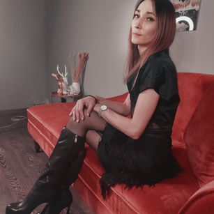 Model - Kim Smith skinny