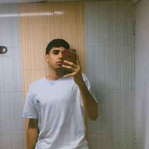 Model - callmedaniel latin