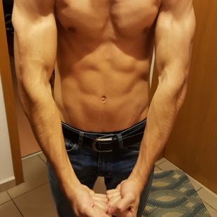 Model - Grigor Rijov 4
