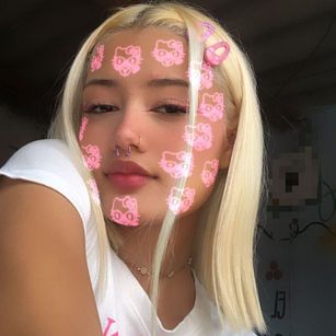 Model - CasidyLu joi