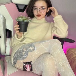 Model - Dilara squirt