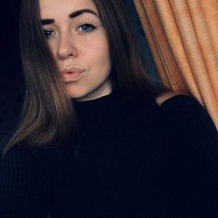 Model - Juli bigtits