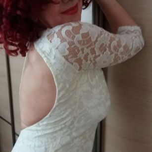 Model - MerryBerry smoking